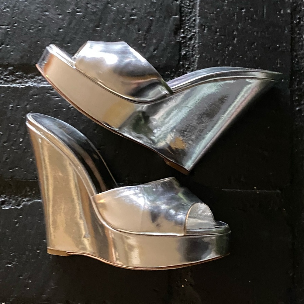 GIUSEPPE ZANOTTI Argento leather silver wedge